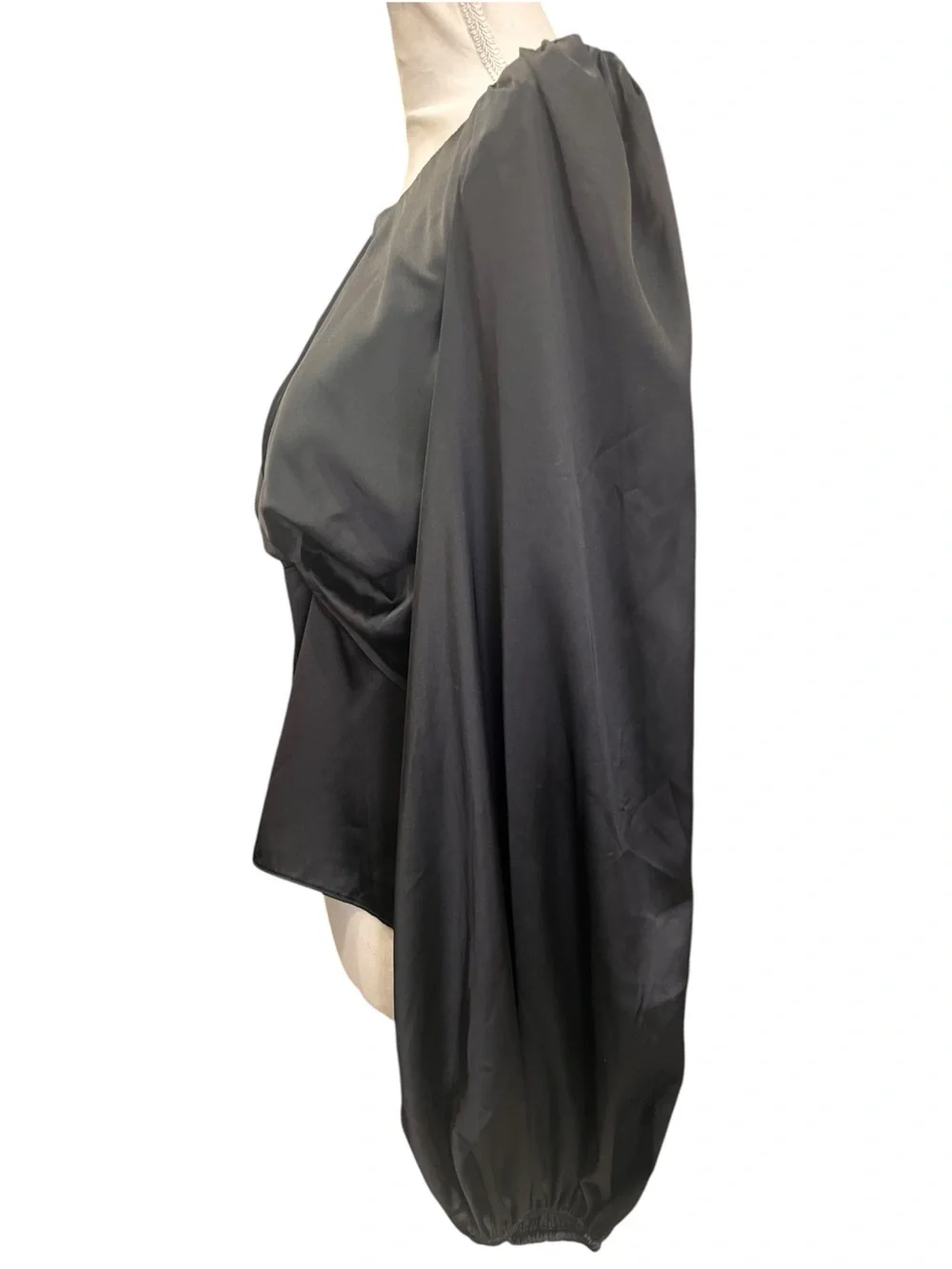 ASTR The Label Black Satin Twist Front Cutout Puff Sleeve Peplum Top L NWT